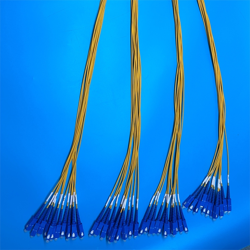 48F SM Flexible Armored Fiber Patch Cord FTTX Installation Yellow LSZH 10.5mm